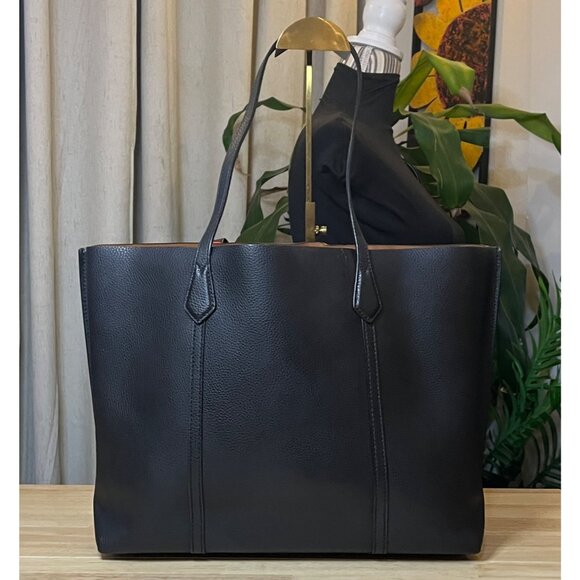 AUTHENTIC TORY BURCH BLACK PERRY SHOULDER BAG - Picture 4 of 11